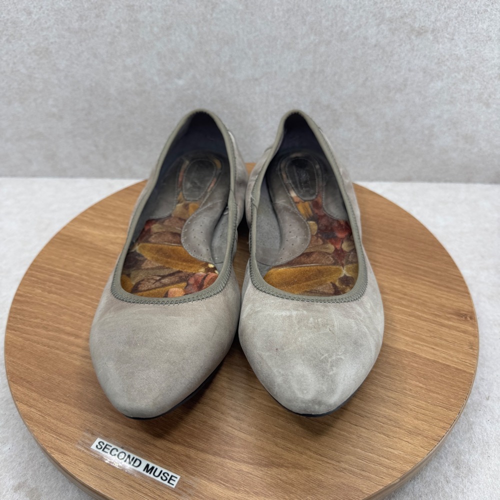 Born Ballet Flats 9.5 Grey Leather Pointed Toe Comfort Slip On Minimalist Preppy